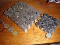 monety na stole